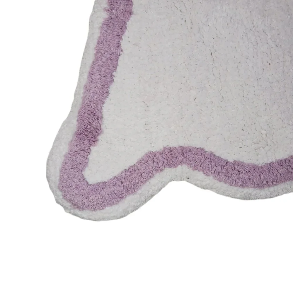 Home Company Ghost Bath Rug 27'' x 32'' White Plush Absorbent Anti Slip